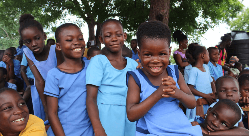 school children posing for the camera